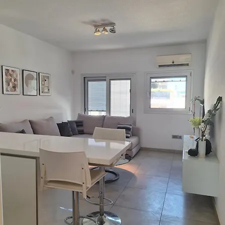 Oceanside Living - Modern 1 Bedroom Apartmán Lemesos